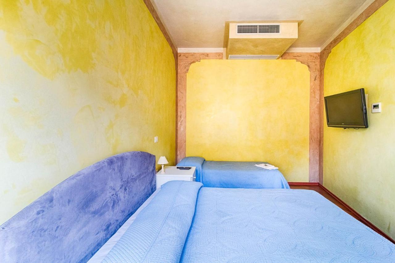 Lloyd Residence Triestino エクステリア 写真