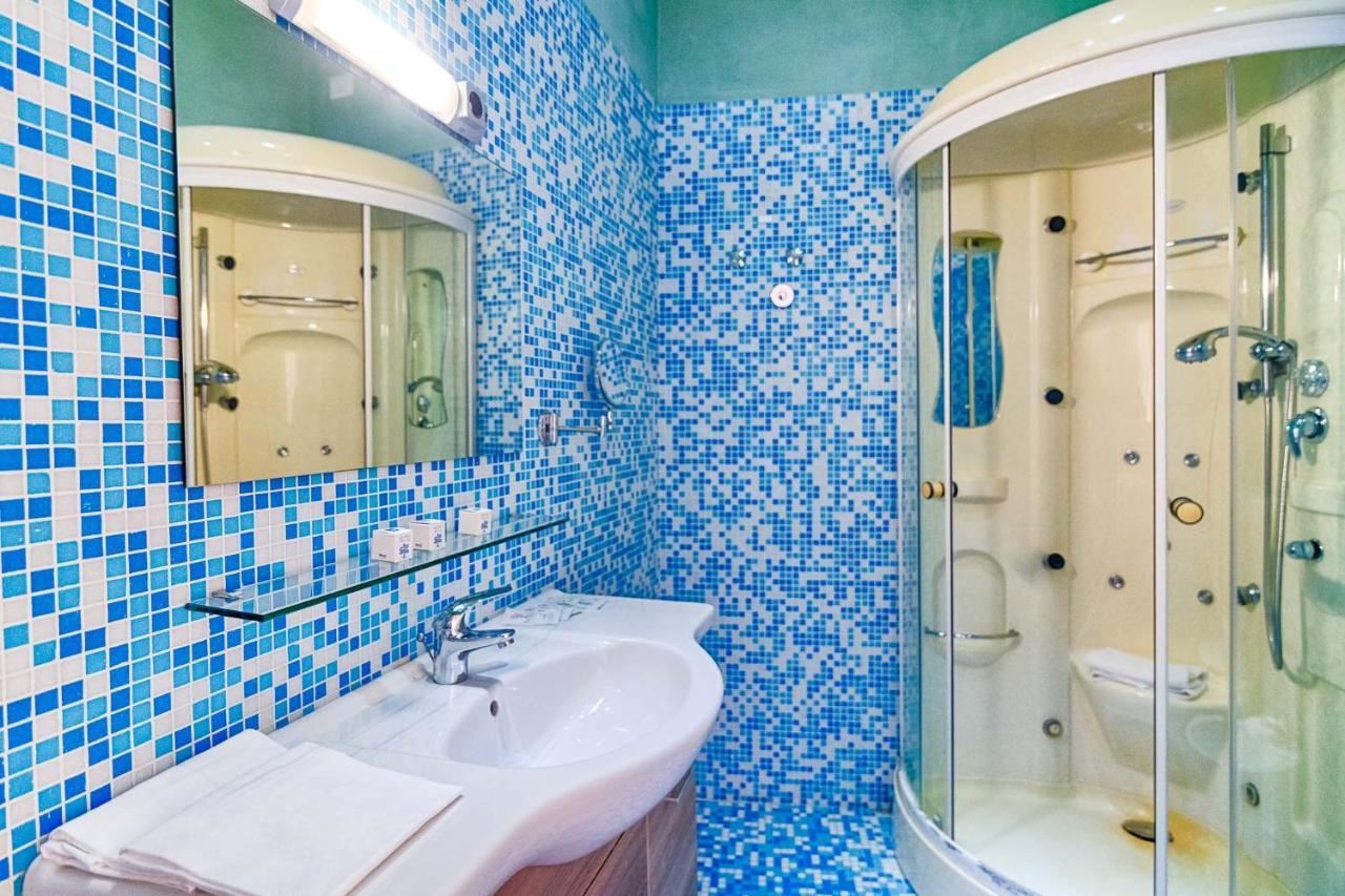 Lloyd Residence Triestino エクステリア 写真